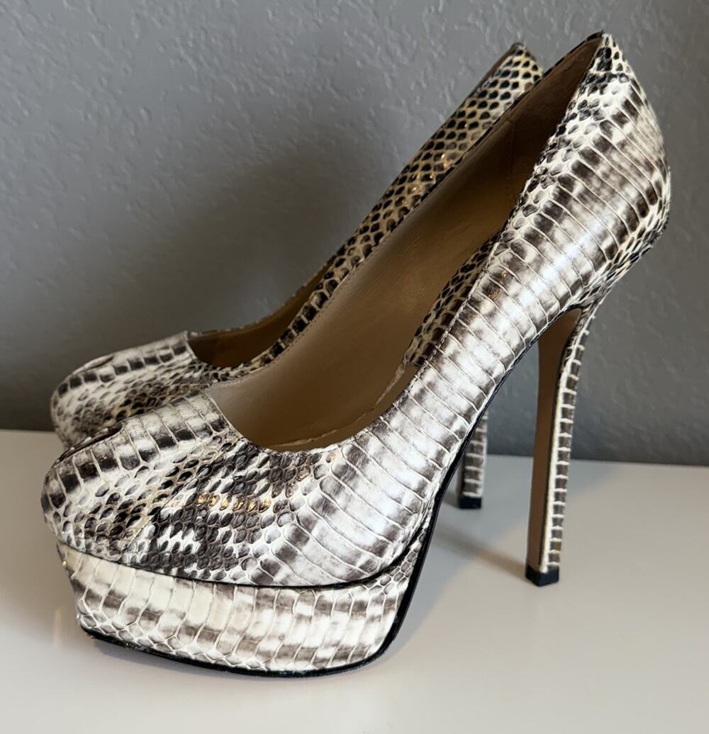 Michael Kors Susana Snake Skin Leather Platform Peep Toe Pumps Sz 38.5